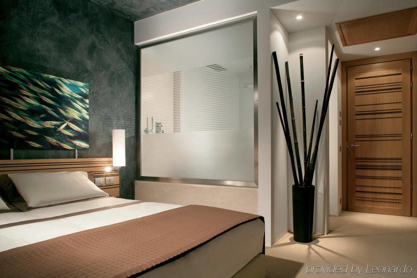 Sea Art Hotel วาโด ลีกูเร ภายนอก รูปภาพ