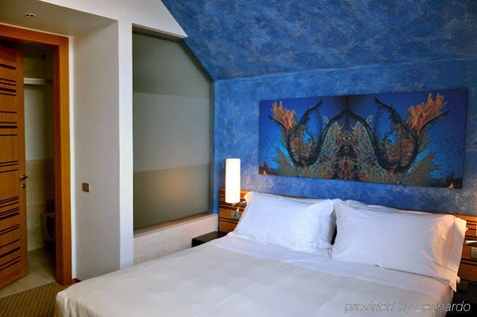 Sea Art Hotel วาโด ลีกูเร ภายนอก รูปภาพ